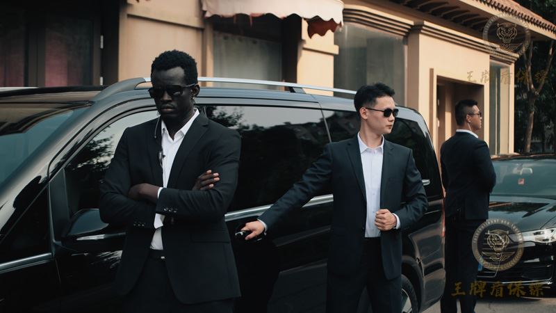 上海富商糾紛風(fēng)波，王牌盾保鏢護家宅安寧